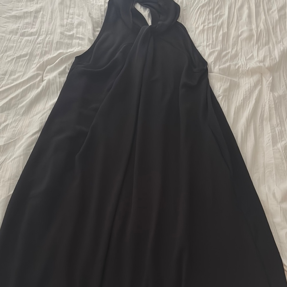 Elegant Black Sleeveless Dress